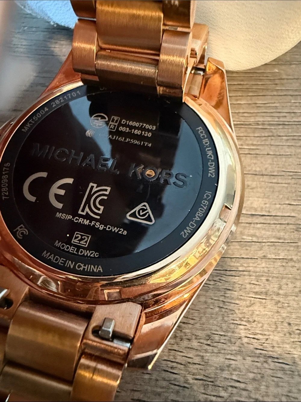Michael Kors Access    Model: Bradshaw MKT5004 or MKT5021)   “Needs Charger”